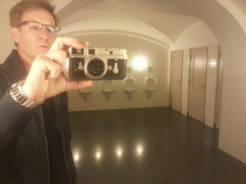 vliegerpaul's profile picture. Veel werken want dat is leuk - meubelmaken, lassen, tegellijmen en dat allemaal bij BeQwaam - mijn bedrijfje.