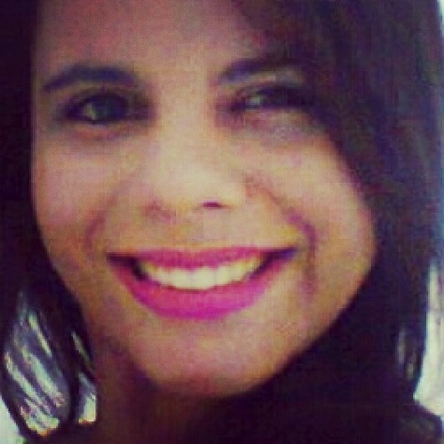 Acredite em você mesmo, pois é só voce que pode se alto julgar, ouse, arrisque e nunca se arrependa, não desista jamais e saiba valorizar quem te ama.