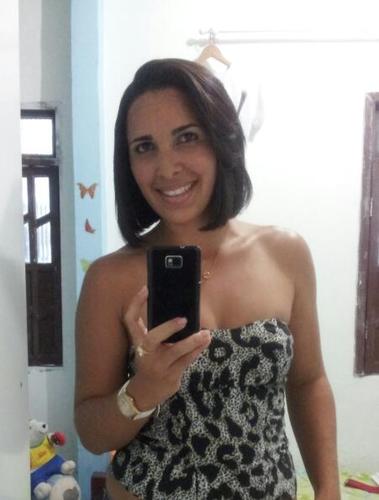 O meu desafio é andar sozinha
Esperar no tempo os nossos destinos
Não olhar pra trás, esperar a paz
O que me traz
A ausência do seu olhar!!!