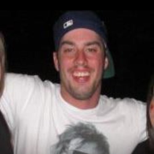 Just a true canadian thats loves his friends n family #YOLO