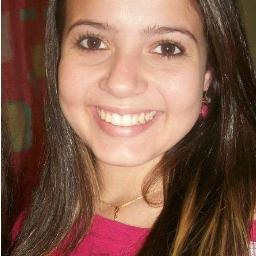 sou aquela que está SEMPRE sorrindo e de beem com a vida!!!