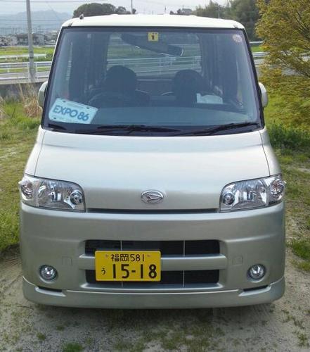 トラックの運転手やってま～す！LINEのID tomtom0124なんで良かったら友達登録してね♪