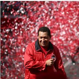 Orgullosamente Venezolana, Militante de la Vida, del Amor,  de  la Revolución, Leal Defensora del Legado del Comandante Supremo. Avanzando con El Gato Rojo