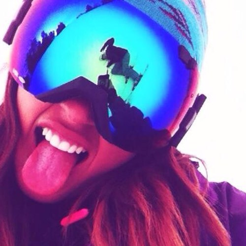 ehhlluuh's profile picture. i hate capital letters &i love skiing.