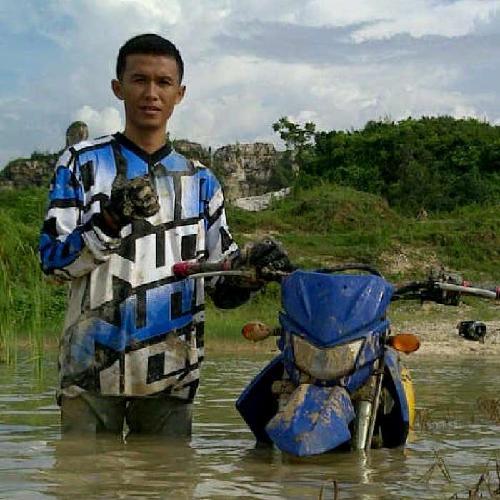 ariaadi's profile picture. 