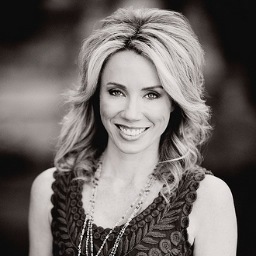 discomf's profile picture. 