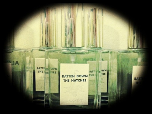Natural perfumery, scent wizardry, purveyors of oddities & various sundries via online retail.