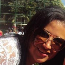 Aí você acorda com vontade de gritar bem alto: Deus eu te agradeço por tudo! Então percebe que não precisa gritar, Deus sabe o que se passa dentro de ti. '' :)