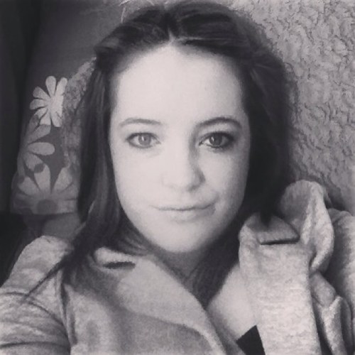 EmiilyBall's profile picture. 