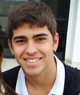 Não me pergunte quem sou e não me diga para permanecer o mesmo.