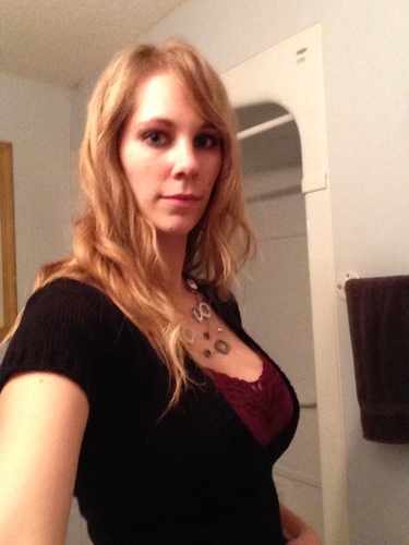 VRachelVV's profile picture. country girl :)