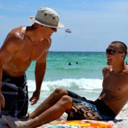 Beach is my getaway. Fitness nut, lover of fun and debauchery.  #Vodka #Latinas #Vegan #DirtyFun