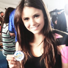 LackingInvanity's profile picture. Living out of a suitcase is better than dying so you can have your blood spilled over a silly little rock.

{MC | #TVD RP}