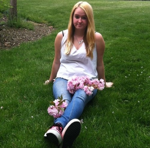 This is @CodysPrincess44's personal account!! Follow me?!