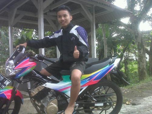 #IBLIS ( Ikatan Barudak ListrIk  nesaS )
#KANSSAS
( Kami Anak Nesas Suatu Saat Akan Sukses )