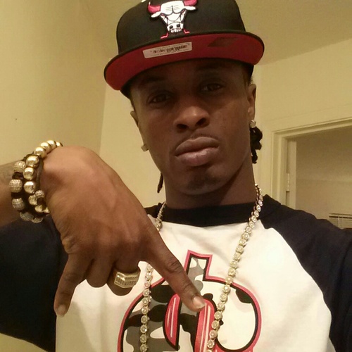 Just tryna live life in ah better place and this Music, My heart, @My Mind is tha key.......... .