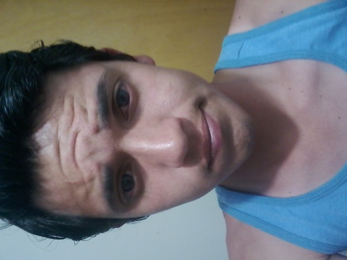 :) conoceme y te conocere. Ai personas sin sentido cuando menos te lo speras esa persona tiene mas sentido de lo que no te imaginastes..