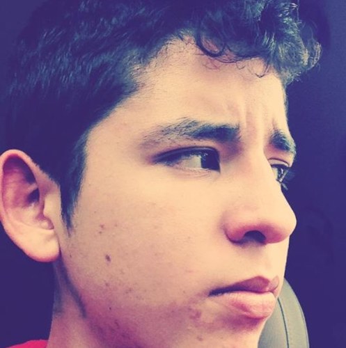 Linoo_Carvajal's profile picture. Justo a tiempo ;D Yo no escribo todo lo que pienso, por pereza intelectual.No soy raro...soy edición limitada