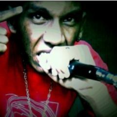 CassioSantos  Rapper do grupo SEM MASSAGE
Só segue se vc for guerreiro(a) do Rap de verdade e se tiver compromisso com ele.

zona oeste RJ