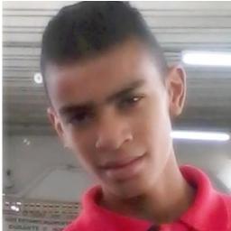 Amo muito a minha familia e meus amigos