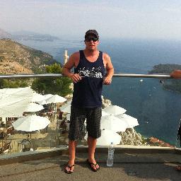 Shoesy24's profile picture. 