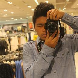 EdgieTo's profile picture. We're high everywhere, we float in the air
We smoke and we float in the air of love