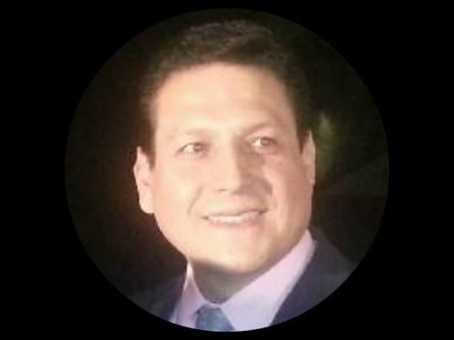 Abogado constituciónalista, Mediador privado 205,  comunitario, escolar y familiar, Coach, promotor cultura de paz, aprendiz. La política oportunidad de servir.