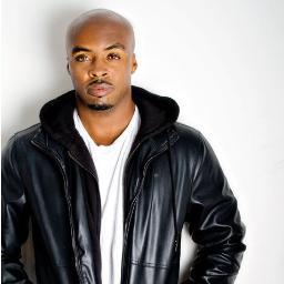 Actor attended the American Academy of Dramatic arts, before moving to LA served in the Marine Corps, also played college football studied theater in college.