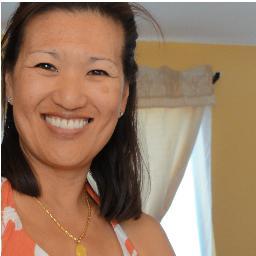Mom of 3 lively kiddos.  Uber-community volunteer (mostly for the community schools). Trying to stay healthy.  Handling it all with a smile!!!