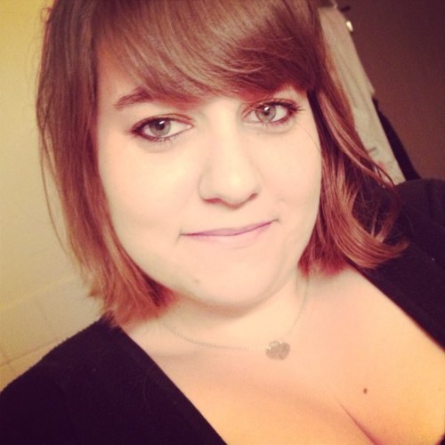 Angie4290's profile picture. 