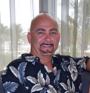 Husband, Home based Business Builder, Love Helping to change people's Lives in a Good way.