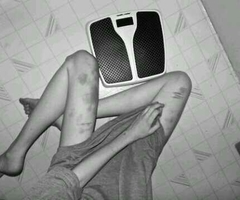 Gorda a mas no poder,Si no te gusta no se por que estas leyendo esto,yo necesito desahogarme.
FAT,WE CAN.