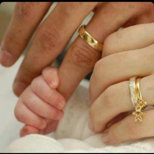 يآرب : لي أشخآص لآيعلمون بأني قصدتهم دعوتك بعدد دقآت قلبي أحبهم و أكثر + فلآ تحرمهم الرآحة ولآ تحرمني منهم ♥ أسعد قلوبهم دوماً و أعطهم الصحة و العآفية