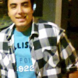 bemstylex's profile picture. Fácil é chorar ou sorrir quando der vontade. Difícil é sorrir com vontade de chorar ou chorar de rir, de alegria.