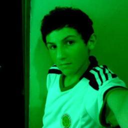 ''ola k acen twittear o k acen jaja,,siganme y visiten mi canal de youtube y si les gusta suscribance :3''