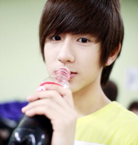 ผมโนมินวู เจ้าชายตัวน้อยๆ(หรือเปล่า)ทักผมมานะครับ ฟอลผมมานะ Love GirlsFriend