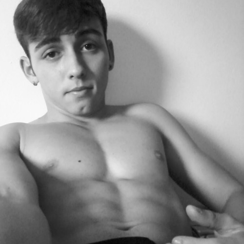 http://t.co/Lt5kELpbQk , http://t.co/D5vdr0HOzp ,  @lucascastelo_ (insta)