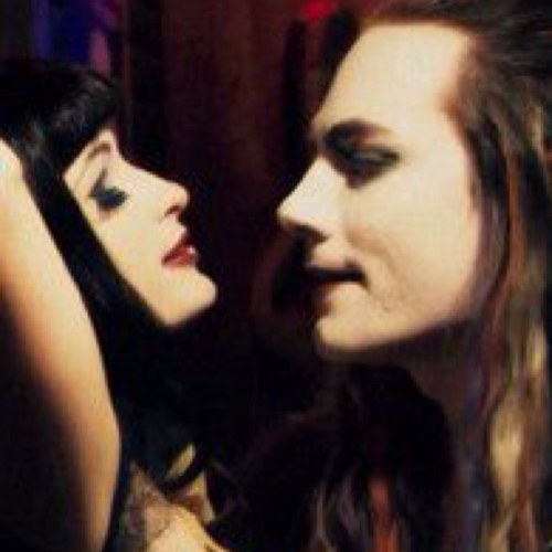 I am the one and only Grave Robber. Fresh out of Z, so dont ask. Engaged to @CarmelaLargo and liking it that way #RP