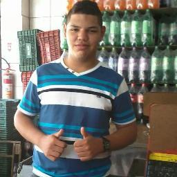 Um momento não eh td mais vc eh td em um so momento...