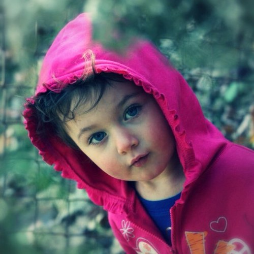 The empathic, tricksy, crafty daughter of @justwhistlebaby & @madammayortoyou. #OnceUponATimeOut
