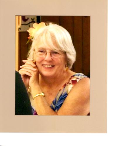 JeanneOtterness's profile picture. Owner of Magic Lamp Wholesale Houses, love to read, knit, cross stitch and listen to music!