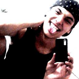 Psiu... E se eu soubesse o quanto eu seria feliz ao seu lado eu COM CERTEZA... já teria feito de vc parte de mim bem antes... EU TE AMO s2'' @camillabetta