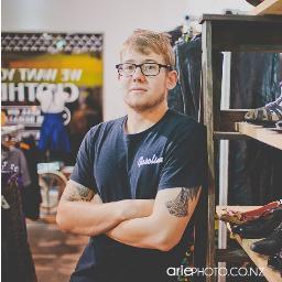 PWizzNZ's profile picture. Vintage cars, vintage clothes & good music are my life.