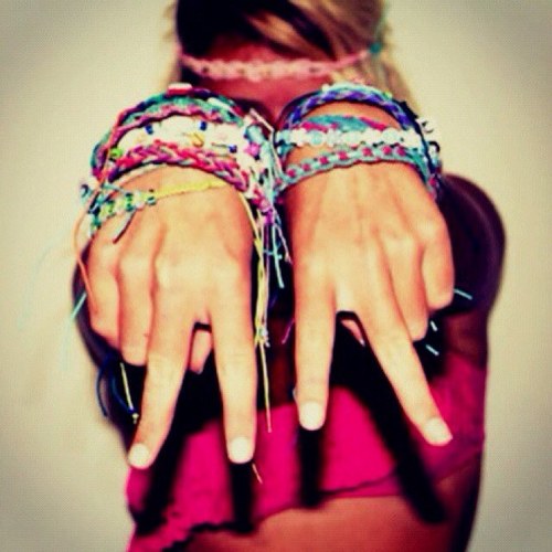 SubtweetStreet's profile picture. Just some relatable subtweets & and some teen thoughts. I try my best to tweet what you feel✨