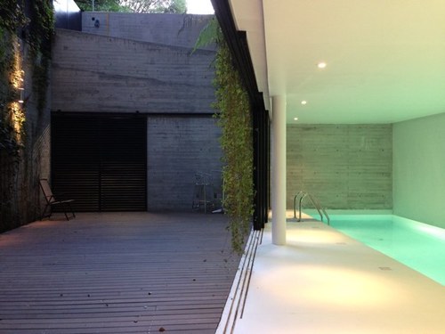 Estudio de arquitectura ubicado en la Cd. de México, fundado en 2004 por Alejandra Elizarrarás y Marisol Quevedo. 
Proyecto, obra, interiorismo, mobiliario.