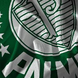 Explicar a emoção de ser palmeirense, a um palmeirense, é totalmente desnecessário. E a quem não é palmeirense.. É simplesmente impossível!.
Joelmir Betting