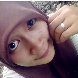 Hesty_1847's profile picture. Jadi diri sendiri :) SMA N 1 WURYANTORO (XII IPS 2)