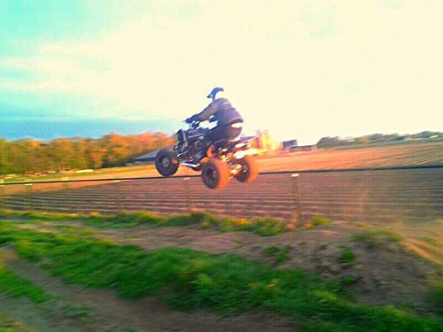 ♥levi♥/ vdc/ someren eind/ ♥Yamaha raptor 250 se♥(quadje:p)