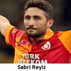 Takımdan ayrı koşu yaparken buralara geldim.

#SabriReyiz  den Twitter çıkartması