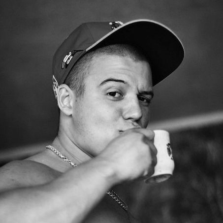 VHadjioglo's profile picture. Design